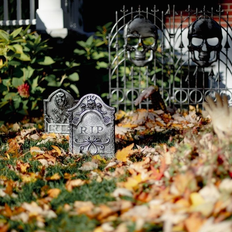 Where to Find the Best Huntsville Halloween Decorations & Displays