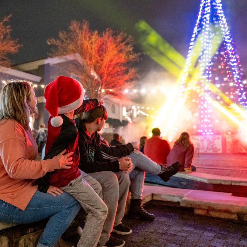 Bridge Street Hosting Festive Holiday Events for Families